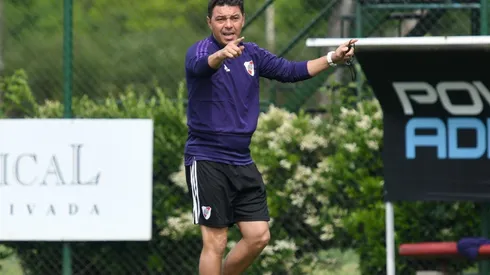 Gallardo va pensando en el equipo para enfrentar a Boca