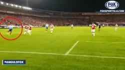 Ya está, cierren todo: Marlón Piedrahita, sin ángulo, la clavó bien arriba