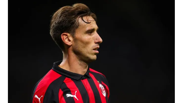 Afuera Biglia: lo operaron y estará varios meses sin jugar