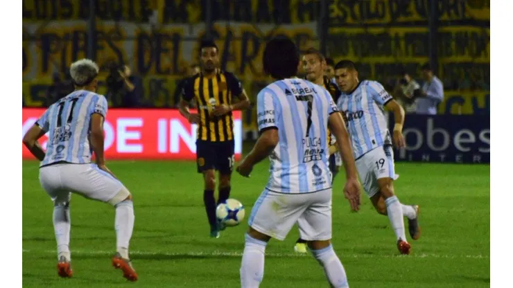Atlético Tucumán vs Rosario Central por la Superliga.