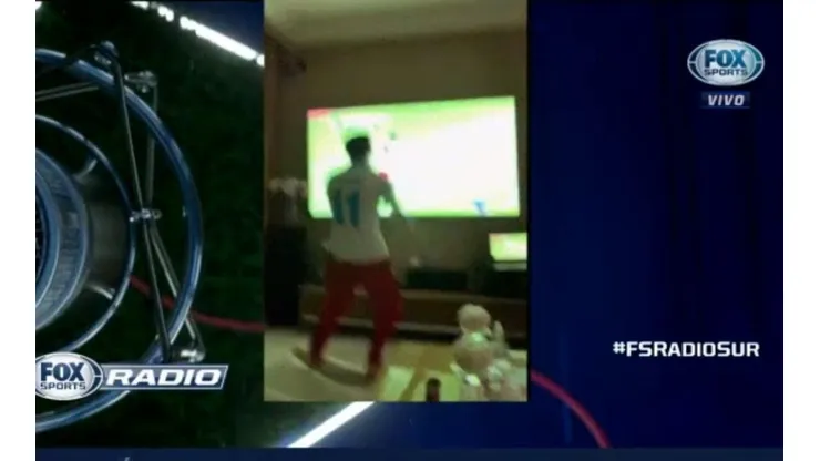 Un hincha más: el video de Driussi festejando el penal del Pity Martínez