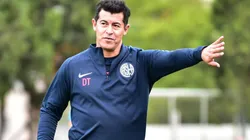 Almirón, nuevo DT de San Lorenzo, le pidió a los arqueros ¡¡que no usen las manos!!