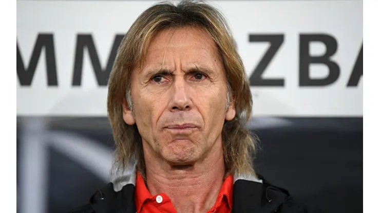 Como jugador, el Flaco vistió las dos camisetas.