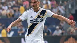 Zlatan frustrado en la derrota ante el Dynamo