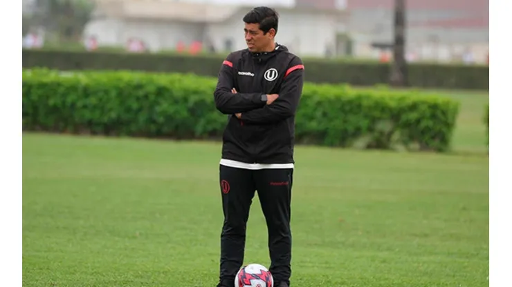 El entrenador de los Cremas no ocultó su calentura luego de caer ante Alianza.