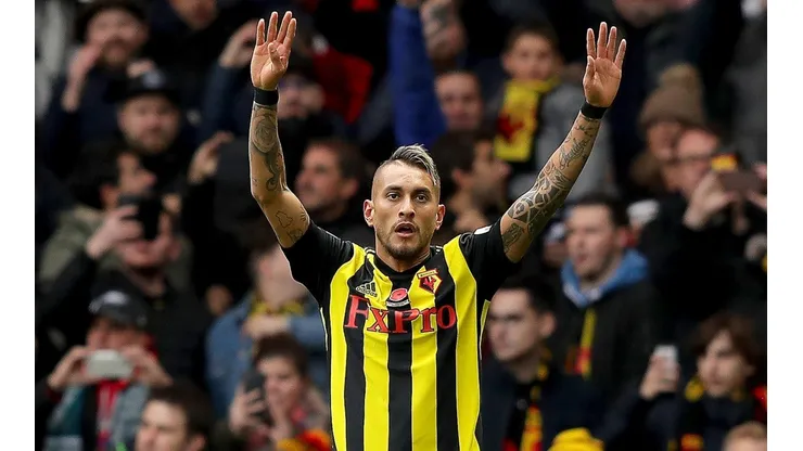 Hay un gigante tras los pasos de Roberto Pereyra