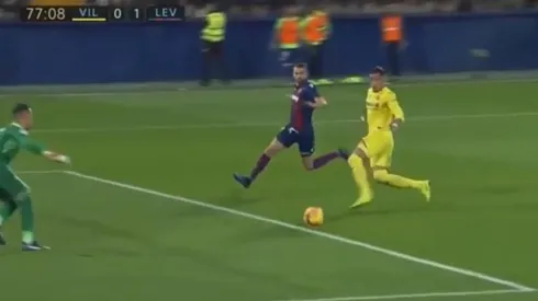 El blooper que prueba que Ramiro Funes Mori está pensando en otra cosa