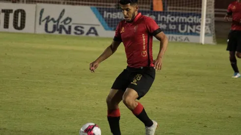 El volante ya descartó defender los colores de la "U".