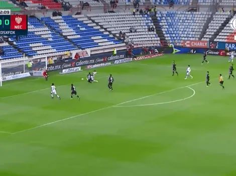 Combinación argentina: Palacios tiró el centro y Jara anticipó para el primer gol del Pachuca