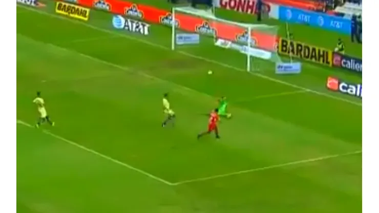 Alexis Vega aprovechó un contraataque letal para que Toluca abriera el camino ante América