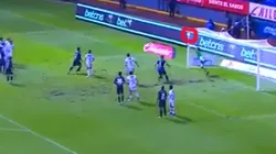 Golazo infernal de Arreola para el empate en Puebla - Chivas