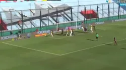 Lo quieren matar en Newell's: se paró en el primer palo, no hizo nada y Central puso el 1-0