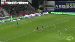 Tremenda tapada del Memo Ochoa.