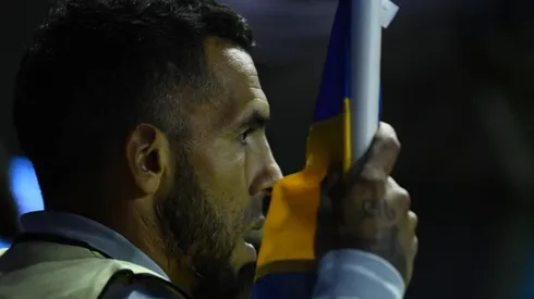 Tévez, en el banco ante Palmeiras.
