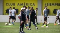Los jugadores del América aprovecharon para festejar Halloween.