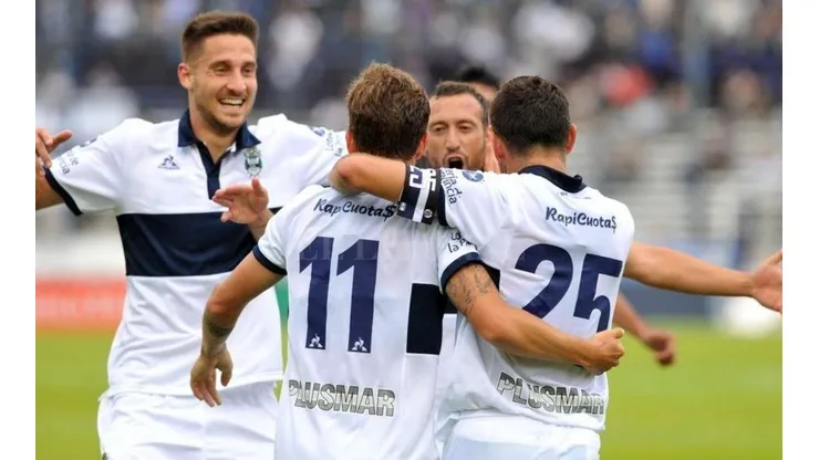 Gimnasia vs Belgrano por la Superliga.