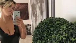 Wanda Nara se acaba de filmar en corpiño caminando por su camarín