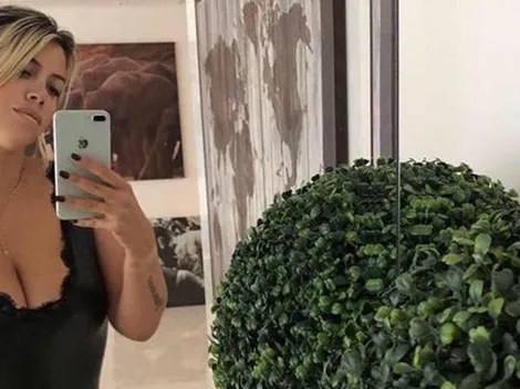 Wanda Nara se acaba de filmar en corpiño caminando por su camarín