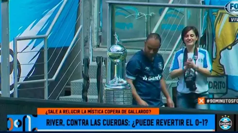 Los hinchas de Gremio tocaron la copa.