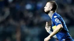Benedetto tiene el celular de Dios.