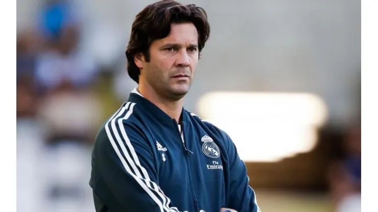 Apenas se sentó en conferencia, a Solari le preguntaron por Lopetegui y Zidane