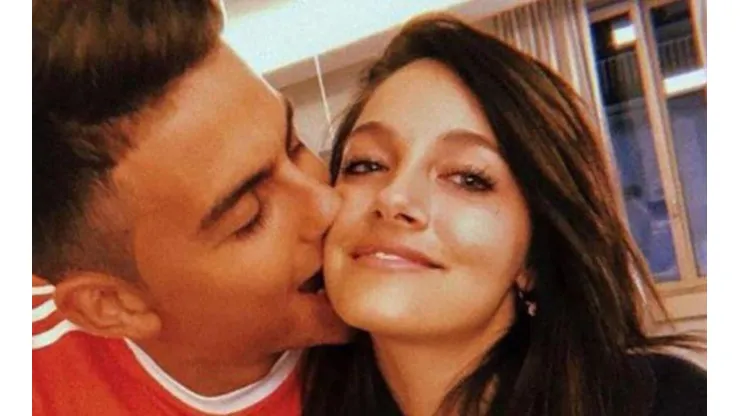 No se sueltan ni un segundo: la tierna foto de Dybala abrazando a Oriana Sabatini