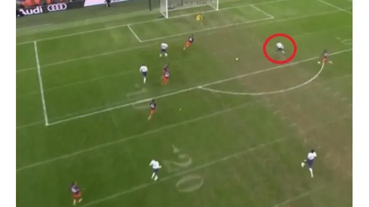 Erik Lamela no podrá dormir esta noche.