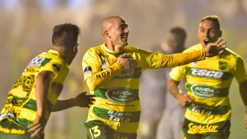 San Martín de San Juan vs Defensa y Justicia por la Superliga.