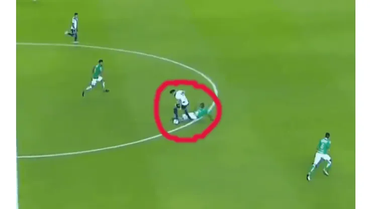 Lujazo de Cavallini y gol de Tabó para Puebla