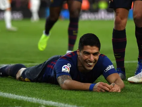 Cabeceó desde su casa: Luis Suárez definió el clásico con un gol que parece imposible