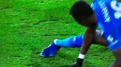 Durísima lesión de Amartey.