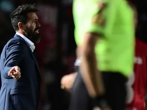 ¡Loco de ira! Domínguez explotó contra sus propios jugadores por la derrota de Colón