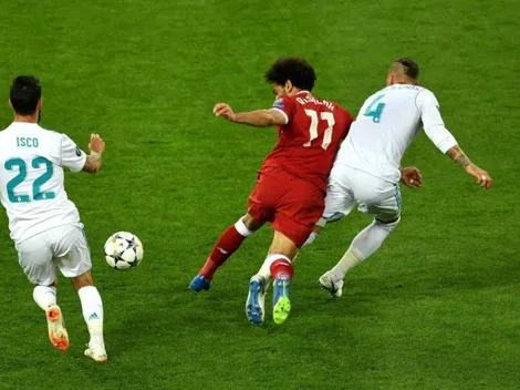 Ya basta, Salah: le sacaron una foto sin camiseta ¡y mostró que sigue lesionado!