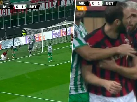 La reacción de Higuaín cuando le festejaron en la cara que erró un mano a mano