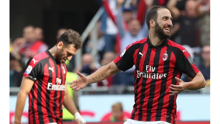 Milan vs Betis por la Europa League.