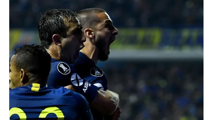 Foto del gol de Dario Benedetto.
