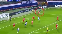 Tecatito Corona volvió loco al defensor, centró y Herrera marcó de cabeza