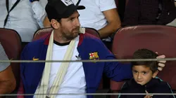 Foto de Lionel Messi junto a su hijo.