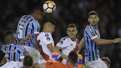 Armani quedó a mitad de camino, Michel anticipó a todos y Gremio puso el 1-0