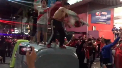El hincha de River está como loco.