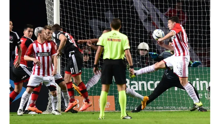 Estudiantes de la Plata vs Newell's por la Superliga.