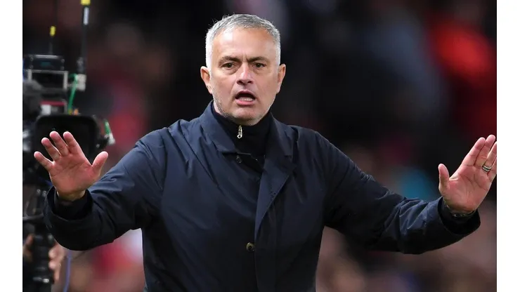 Mourinho investiga a un topo en su club