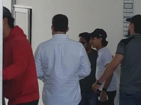 Tras su primer gol en el Azteca, Lainez fue a ver Lobos BUAP - Chivas