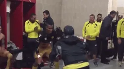 Maradona bailó luego del triunfo.