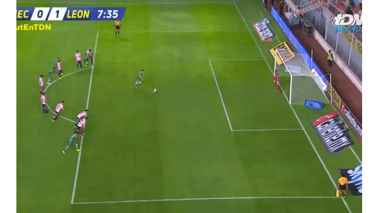 Boselli rompió el arco en el penal.
