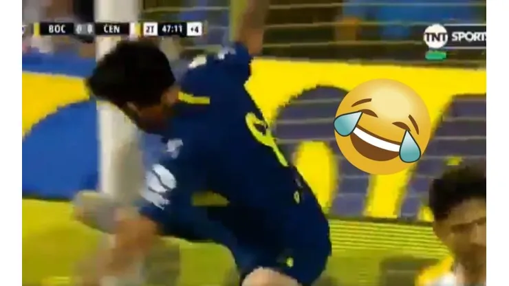 Pablo Pérez le pegó una patada violenta a un palo y en las redes se hicieron una fiesta
