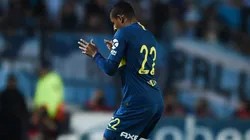 PA´ QUE LO BAILE VILLA. El colombiano celebra su gol contra Racing (Foto: Getty).