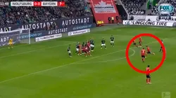 Fuertísima bomba de tiro libre de James Rodríguez que casi es el primero del Bayern