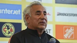 Cuéllar, duro con el presente del Tri femenil.