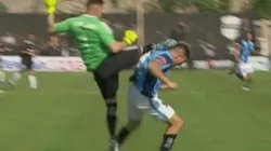 Carlos Morel y una patada realmente insólita.